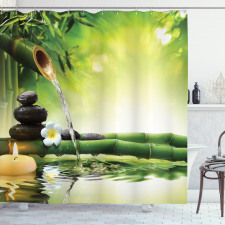 Çiçekli Duş Perdesi Bambudan Akan Su