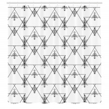 Geometrik Duş Perdesi Modern İnce Çizgili Ters Düz Üçgenler 