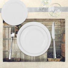 Wooden Ivy Florals Place Mats