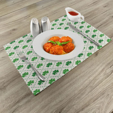 4 Leaf Shamrock Dots Place Mats