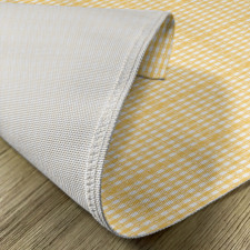 Gingham Pattern Place Mats