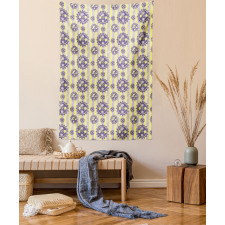 Graphic Wheel Pattern Tapestry