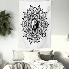 Retro Floral Art Tapestry