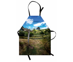 Hobbit Land East West Apron