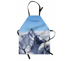 Snowy Mountain Peaks Apron