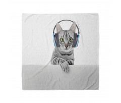 Hayvan Deseni Bandana Müzik Dinleyen Kedi