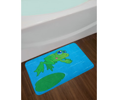 Diving Animal from a Leaf Bath Mat