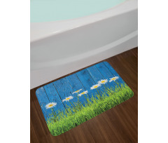 Spring Grass and Daisy Bath Mat