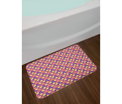 Retro Triangles Motifs Bath Mat