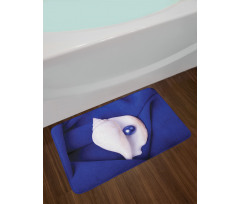 Shell with Pearl Ocean Bath Mat