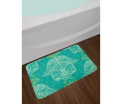 Hamsa Pattern Daisies Bath Mat