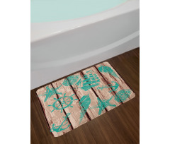 Shell Helm and Ship Bath Mat