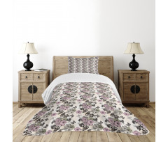 Nostalgic Floral Pattern Bedspread Set