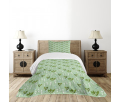 Dragonflies and Campanulas Bedspread Set