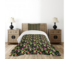 Exotic Leaves Triangles Bedspread Set