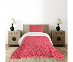 Snowflake Motif with Dots Bedspread Set