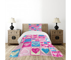 Hearts in Square Shape Bedspread Set