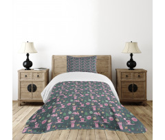 Piglets Flowers Birds Trees Bedspread Set