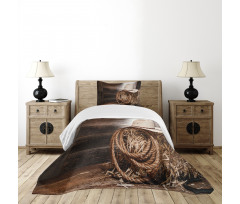 Wooden Folk Robe Hat Bedspread Set