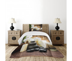 Stones Flowers Bedspread Set