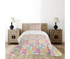 Colored Pattern Flower Bedspread Set