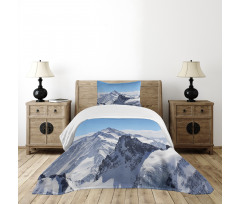 Snowy Mountain Peaks Bedspread Set