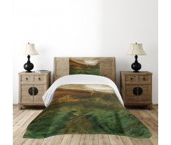 Valley with Full Moon Bedspread Set