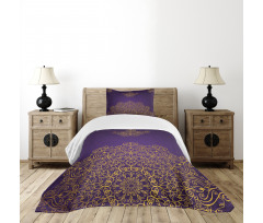 Ornate Swirl Motif Bedspread Set