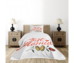 Just Married Rose Rings Bedspread Set