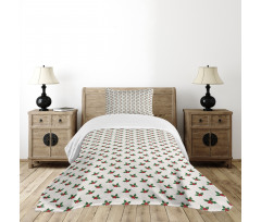 Holly Berries Bedspread Set