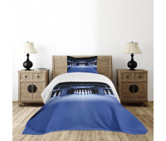 Symmetrical Pins Bedspread Set