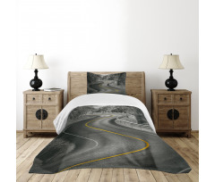 Asphalt Road Bedspread Set