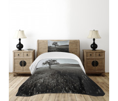 Lonely Tree Bedspread Set