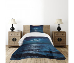 Dramatic Sky Moon Ocean Bedspread Set
