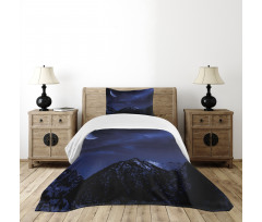 Snowy Mountains Scenic Bedspread Set