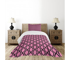 Wavy Lines Feminine Bedspread Set