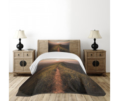 Road Cliff Sun Hike Bedspread Set