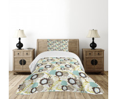 Abstract Ornate Flower Bedspread Set