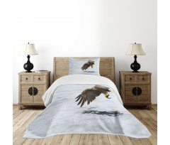 Bird with White Feathers Bedspread Set