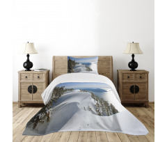 Pacific Ocean Mountains Bedspread Set