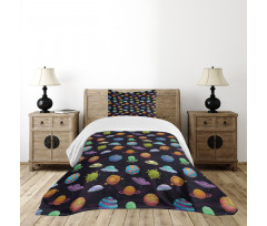 UFOs and Abstract Planet Bedspread Set