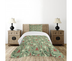 Lotus Seal Paisley Poses Bedspread Set