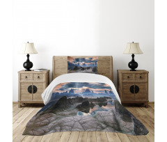 Rock Towers Alien World Bedspread Set