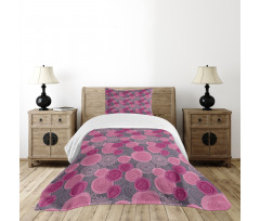 Lace Swirled Circle Bedspread Set