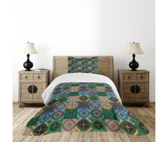 Traditional Vibrant Bedspread Set