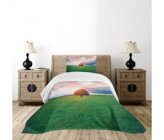 Idyllic Countryside Bedspread Set