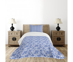 Delft Style Doodle Floral Bedspread Set