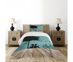 Boy and Girl Under a Tree Bedspread Set