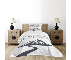 Mountain and Road Bedspread Set