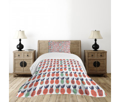 Triangles and Lines Bedspread Set